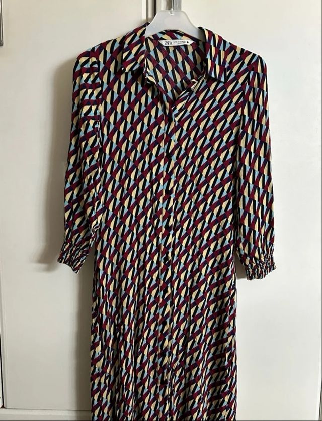 Vestido estampado Zara