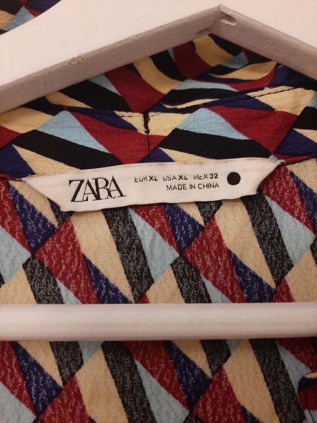 Vestido estampado Zara