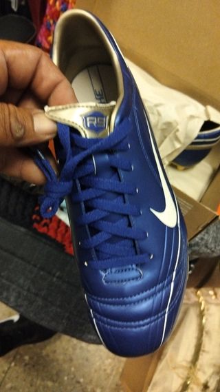  Calzado vintage deportivo botas futbol 