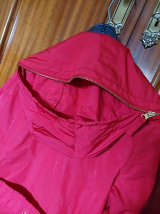 Chaqueta fina, cortavientos Zara