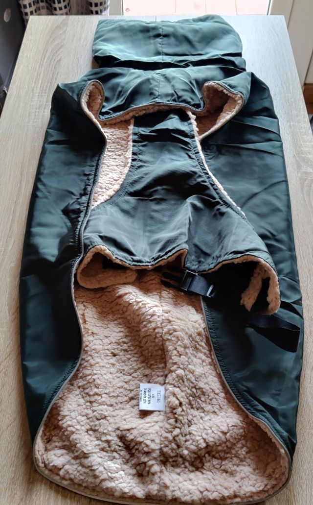 Abrigo perros galgos y similares