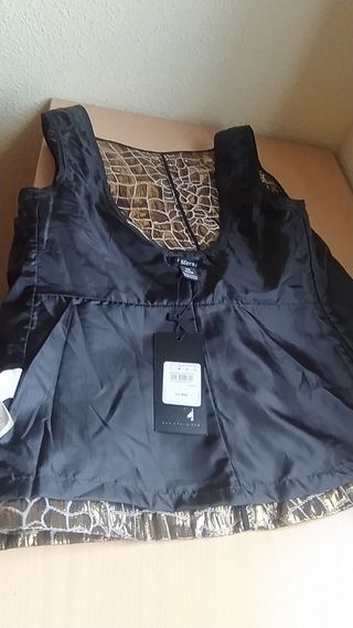 Venta en persona de Top T/M