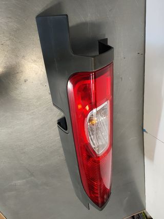 ✅PILOTO TRASERO DERECHO RENAULT TRAFIC
