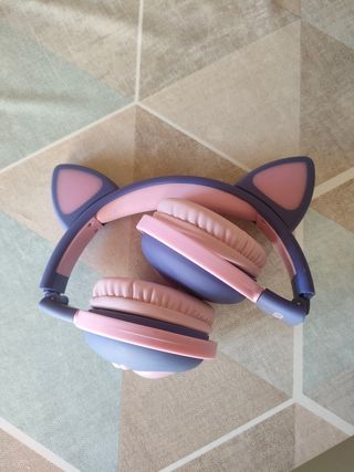 Auriculares bluetooth con orejas