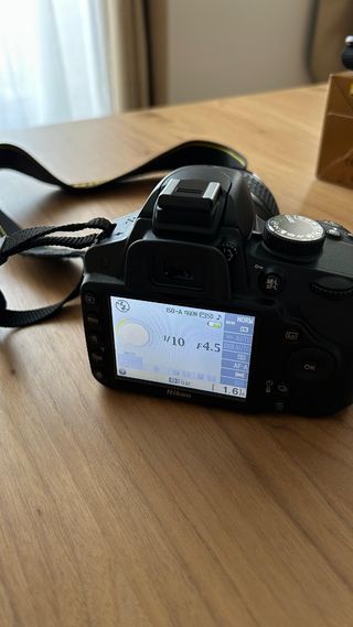Cámara Réflex Nikon D3200 + Kit Completo