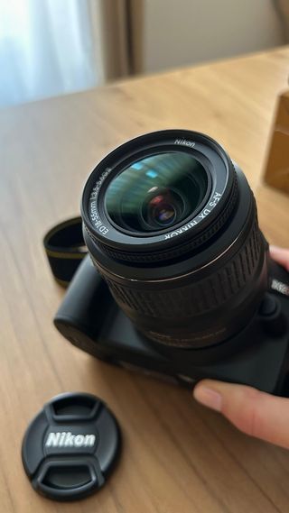 Cámara Réflex Nikon D3200 + Kit Completo