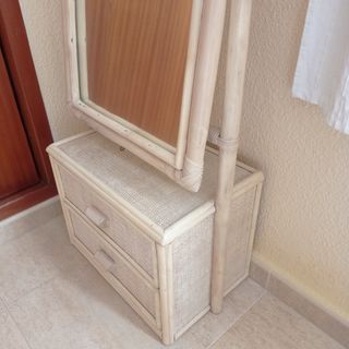 Espejo dormitorio con cajones