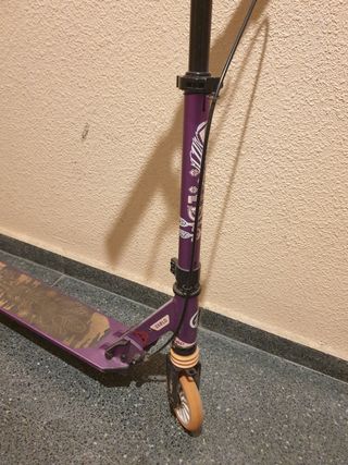 Patinete con doble freno
