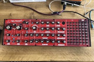 Behringer neutron semi-modular