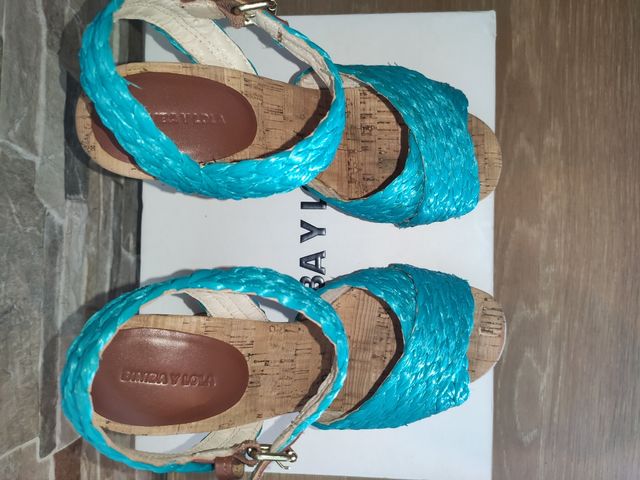 Sandalias con tacon Bimba y Lola
