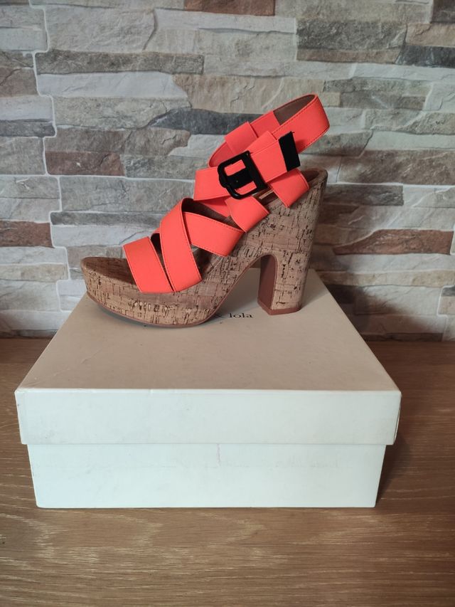 Sandalia tacon Bimba y Lola