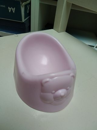 Bañera y orinal Nenuco