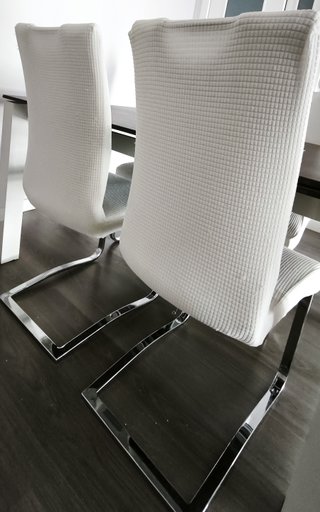 Sillas modernas con patas metálicas (3 + 1 gratis)