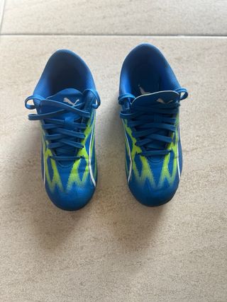 Botas de Futbol Puma talla 32