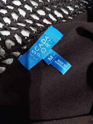 Top mujer firma Escada Sport 