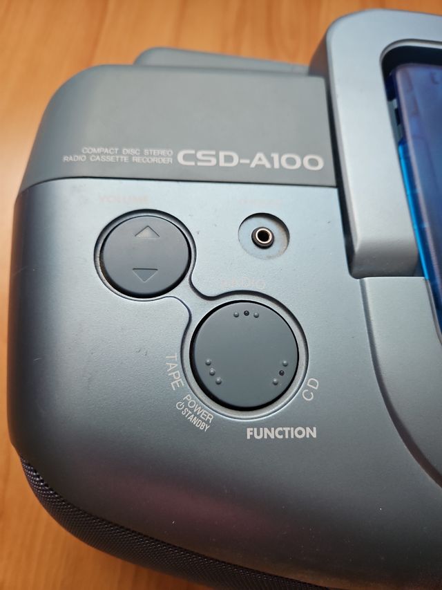 Radiocasete con cd, cassette y radio