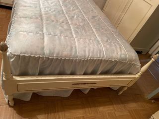 Lote Habitación 2 camas+ armario+estantería+escrit