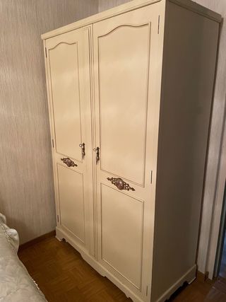 Lote Habitación 2 camas+ armario+estantería+escrit