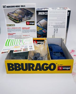 MERCEDES - BENZ 190 E 1/24 BBURAGO COD. 5105