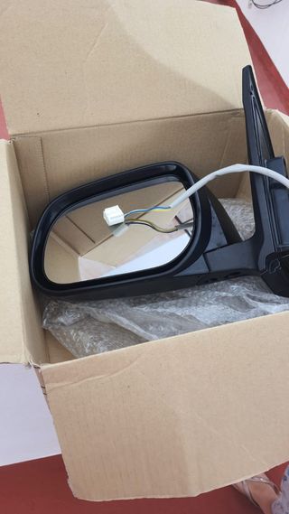 Espejo retrovisor lado del piloto RAV.4. negro