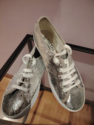 Zapatillas niña planteada