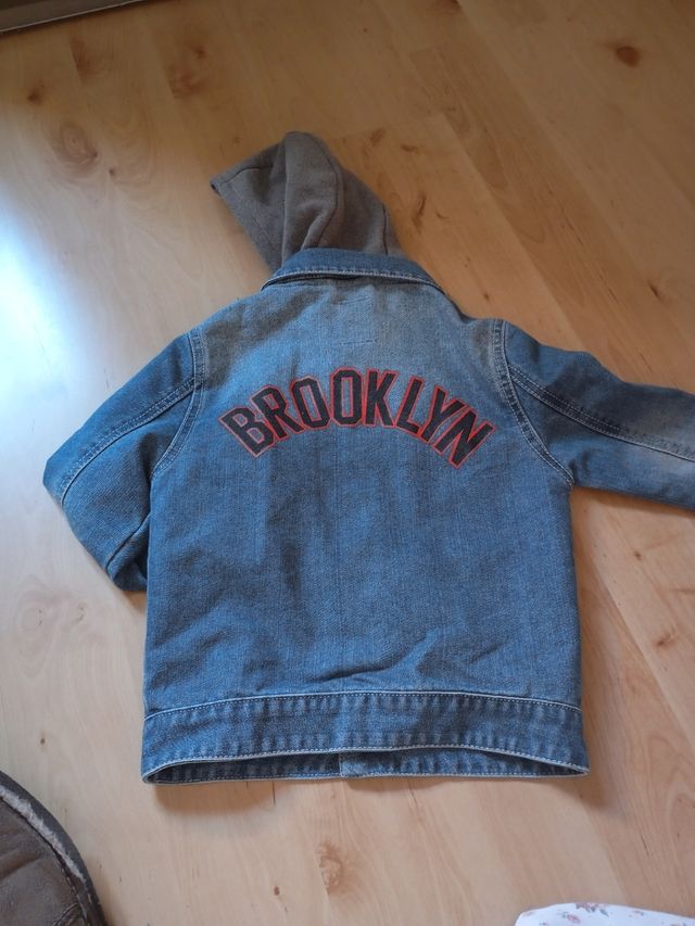 Cazadora vaquera con gorro p