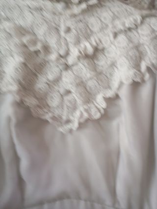 Vestido antiguo de época encajes amano