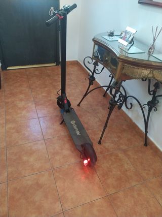 Patinete eléctrico seminuevo 