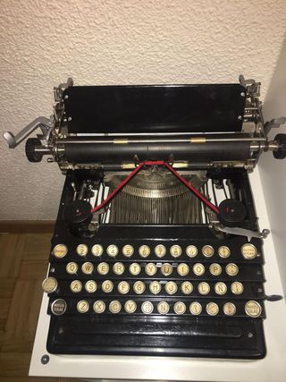 Máquina de escribir ROYAL