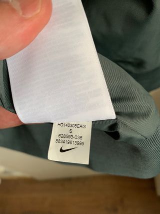 Nike SB chaqueta sudadera impermeable como nueva