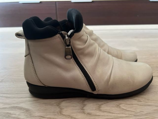 Botines claros Paula Urban, 38