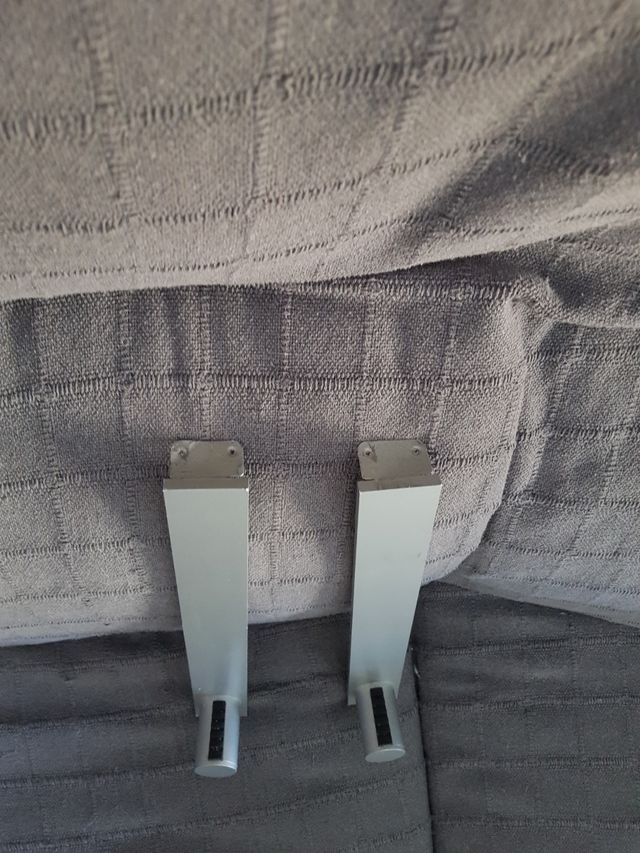 Perchas para puertas de metal