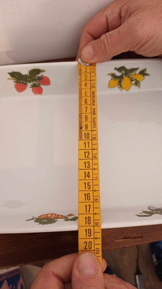 Vassoio rettangolare in ceramica