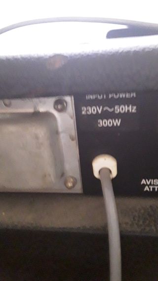 AMPLIFICADOR  FENDER  BXR