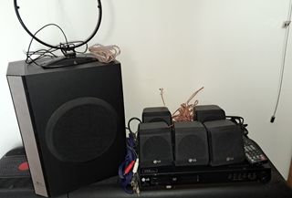 Sistema home cinema reproductor 5.1 300W