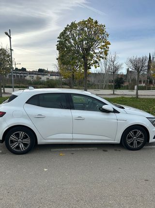 Renault Megane zen auto. garantia oficial