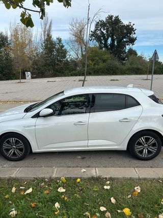 Renault Megane zen auto. garantia oficial