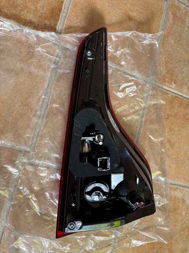 Piloto trasero renault scenic