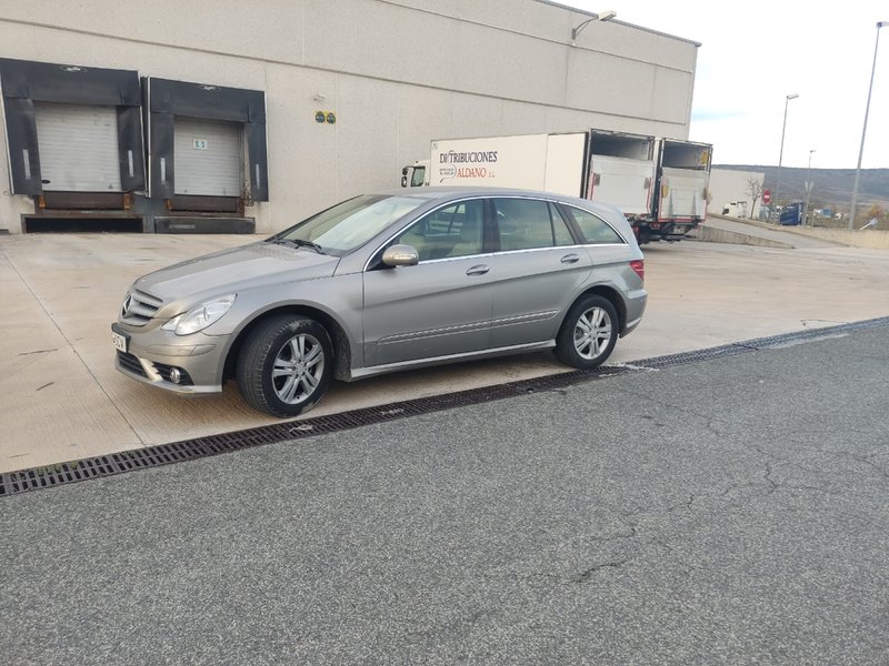 Mercedes-Benz Clase R 2008 - foto 1
