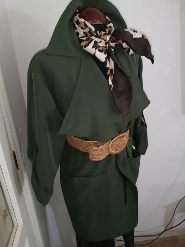 Chaqueta estilo gabardina