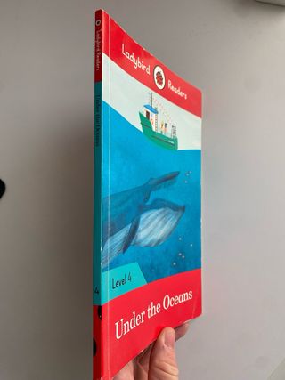 Libro Under the Oceans - Ladybird Readers Level 4