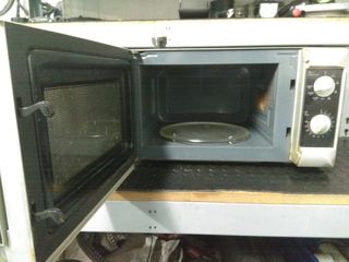 MICROONDAS DELONGHI 