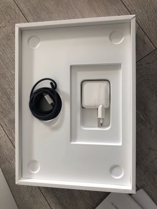 Vendo Apple MacBook Air 13 (2022) M2, 8GB, 256 GB