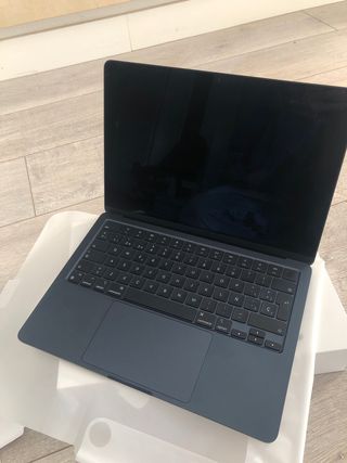 Vendo Apple MacBook Air 13 (2022) M2, 8GB, 256 GB