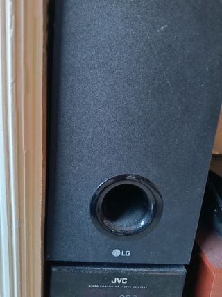 Barra y subwoofer LG 160 w