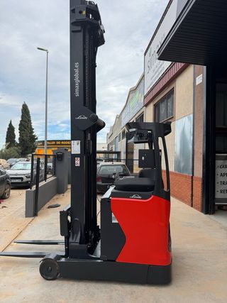 CARRETILLA RETRACTIL 1400  TRIPLEX