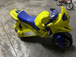 Moto juguete