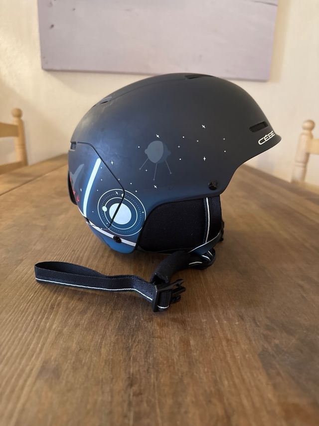 Casco niño Cébé