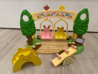 SYLVANIAN FAMILIES PARQUE INFANTIL DE JUEGO