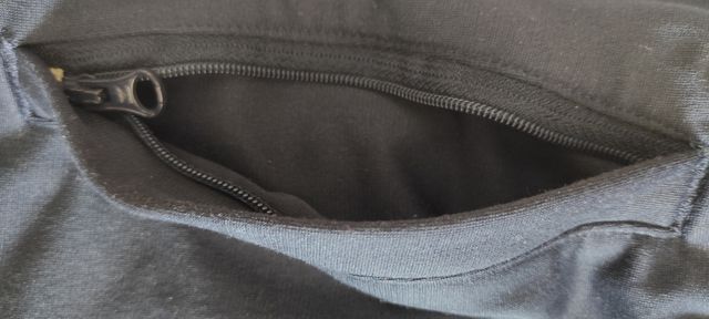 Pantalón Adidas largo